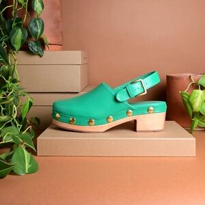 Charlotte Stone Jona clogs in Kite Stud size 9